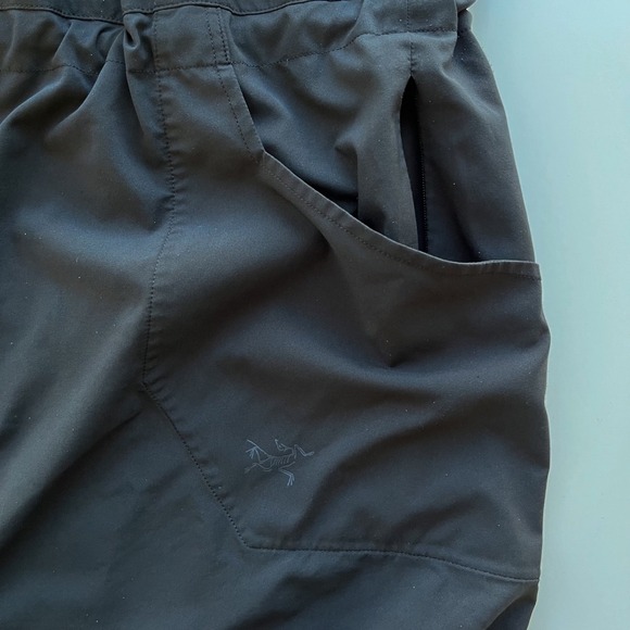 Arc'Teryx Contenta Dress Womens XL Black Sleeveless Outdoor Gorpcore Pockets - Picture 12 of 15